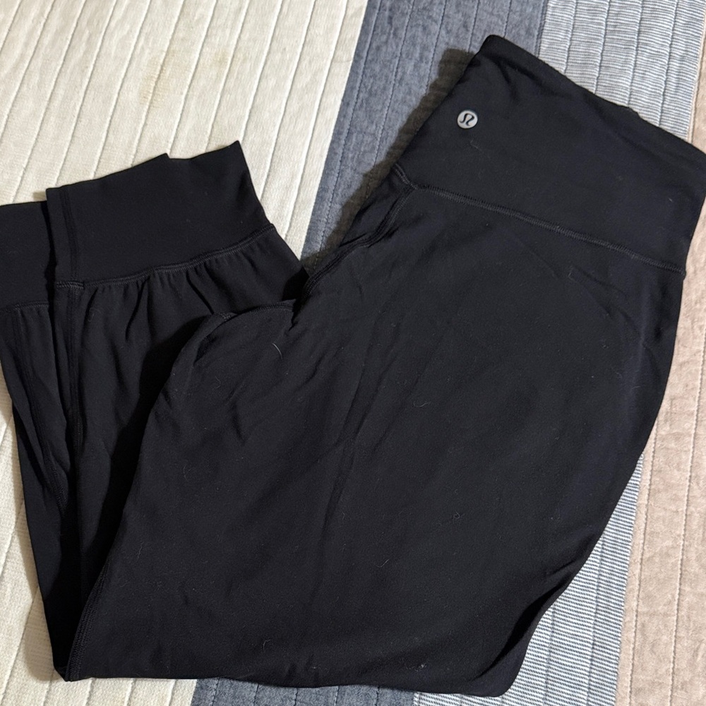 lululemon athletica Black cropped joggers
